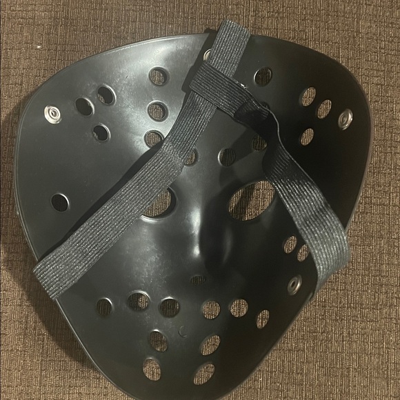 Black and Red Replica Jason Hockey Mask - Picture 3 of 4